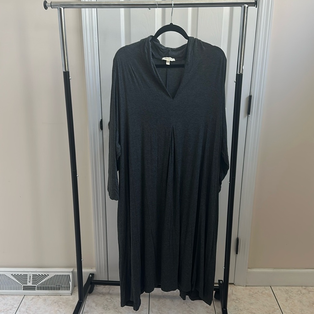 Light weight dress grey 26/28